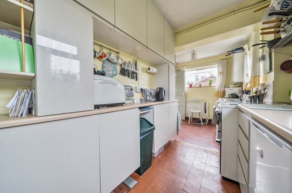 Property photo 3 of 10 1353698-2-68c2E104485Ff
