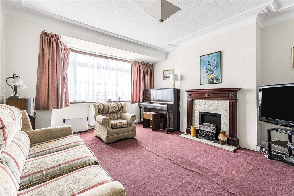 Property photo 2 of 15 Picture No. 03