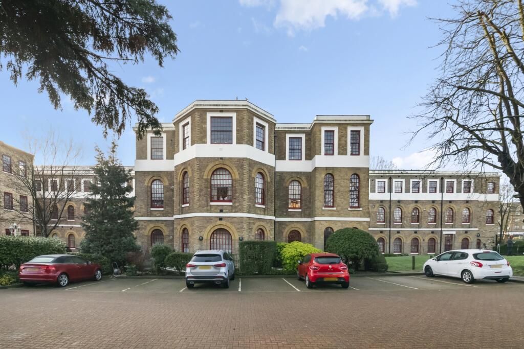 Property photo 1 of 1