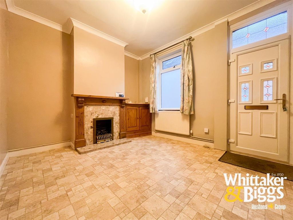 Property photo 3 of 14 Reception One