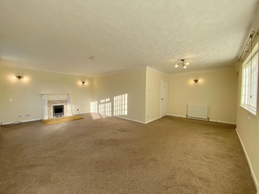 Property photo 2 of 21 6.Jpg