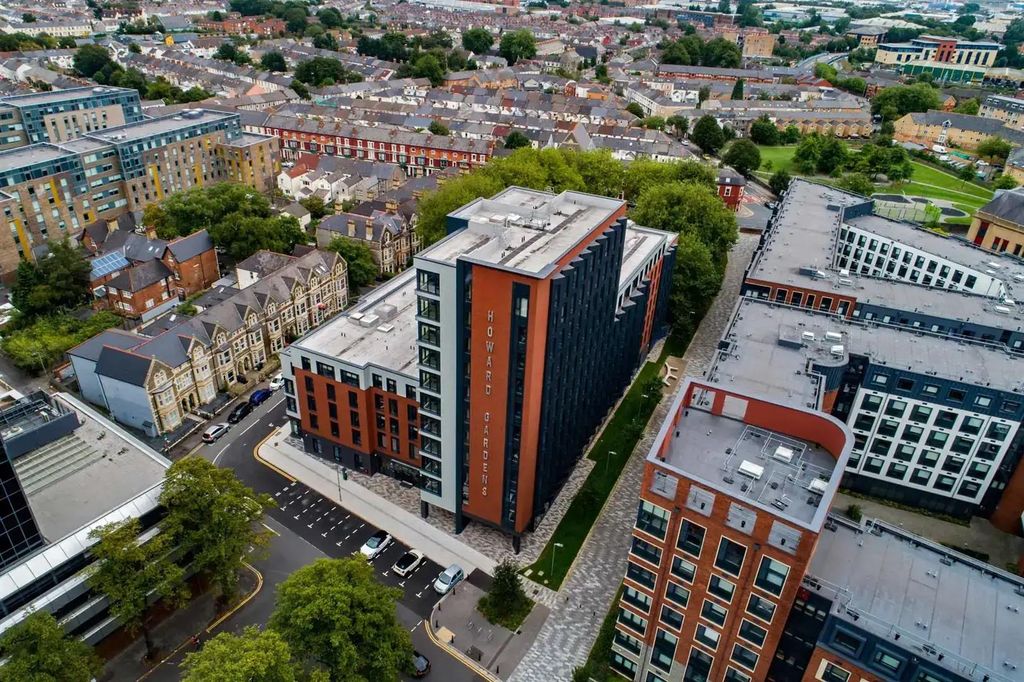 Property photo 1 of 41