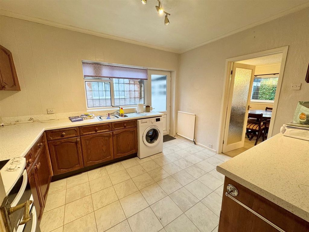 Property photo 2 of 12 One.Jpg