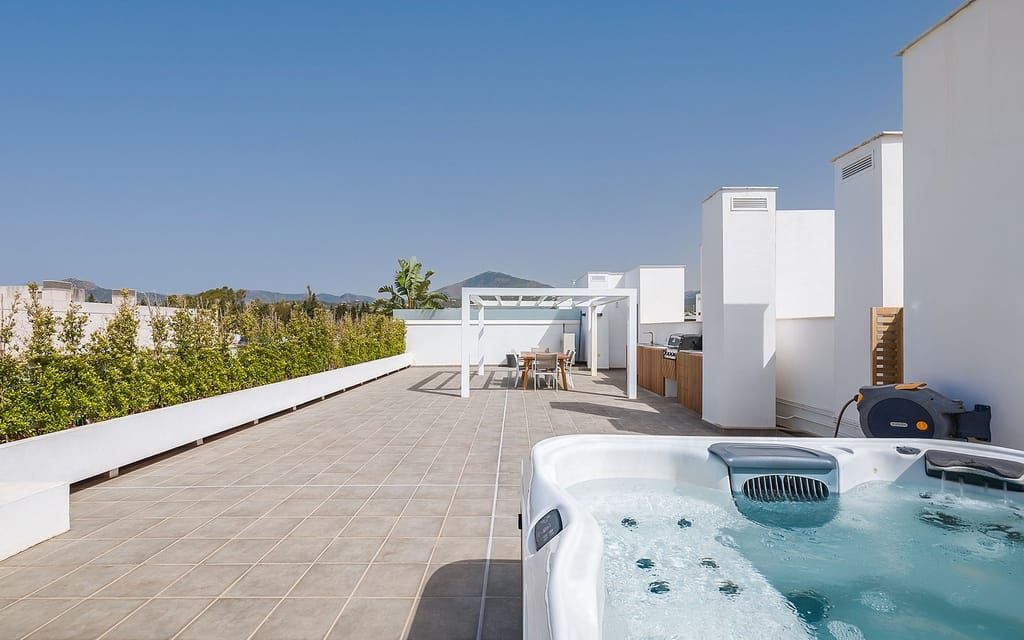 Property photo 3 of 19 Marbella Penthouse Esmara105 3