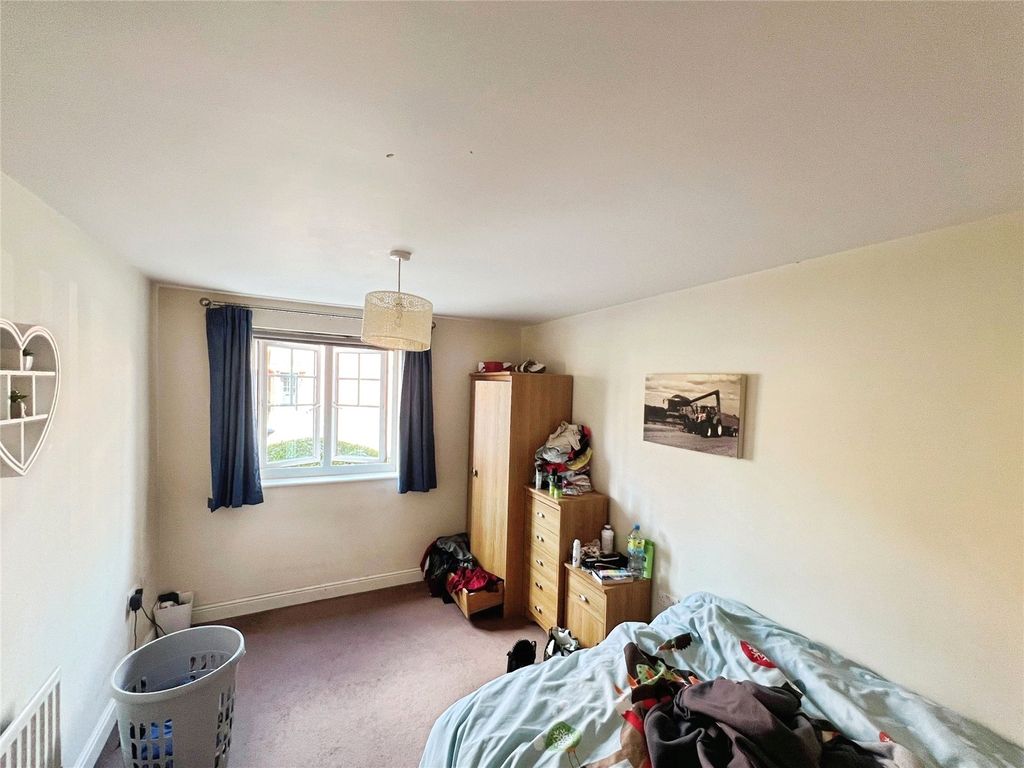 Property photo 2 of 8 Picture No. 02