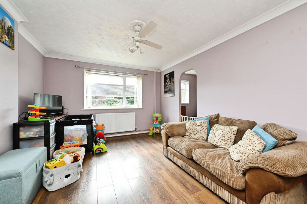 Property photo 3 of 20