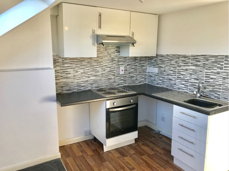 Property photo 3 of 5 Kitchen