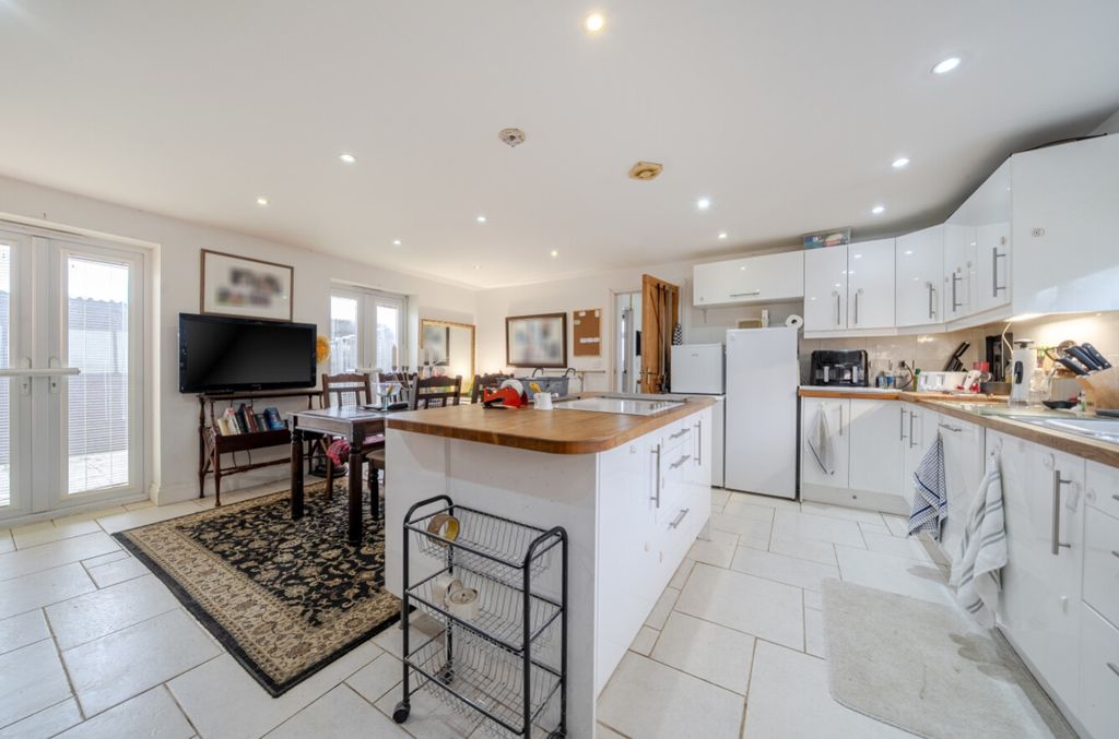 Property photo 2 of 35 1420729-23-69A0F8E288115