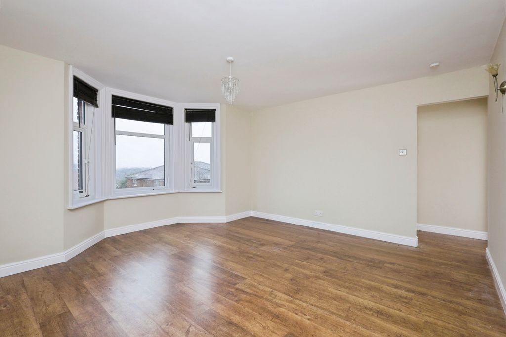 Property photo 2 of 12 Pbox-Img.Jpg