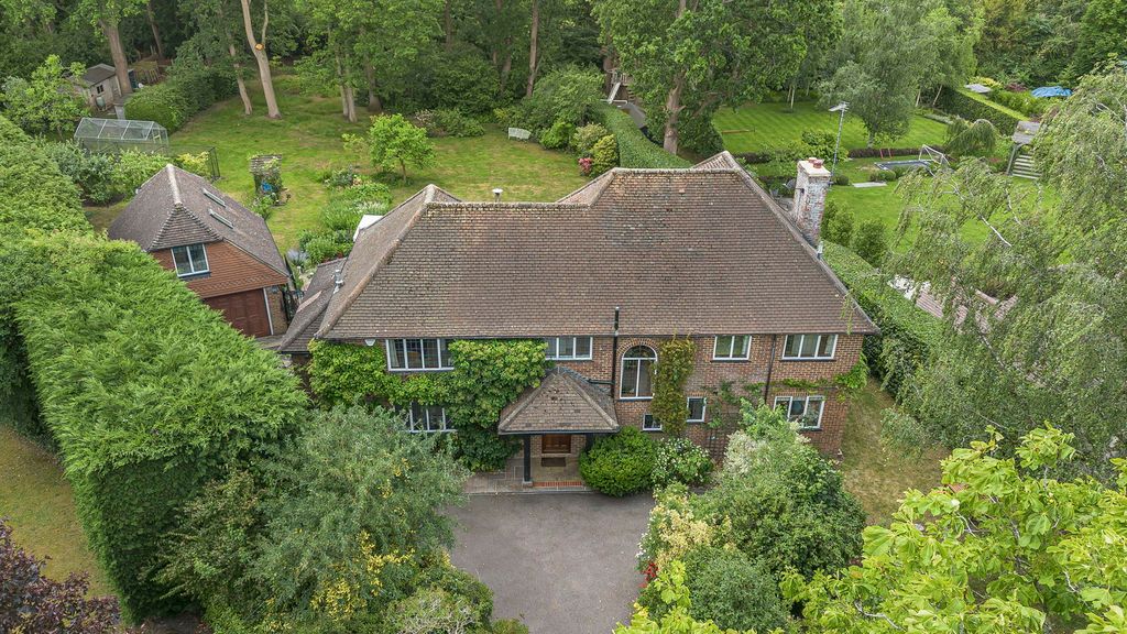 Property photo 2 of 22