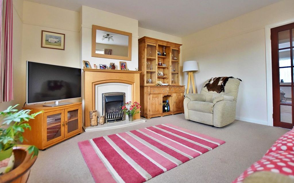 Property photo 2 of 25 5.Jpg