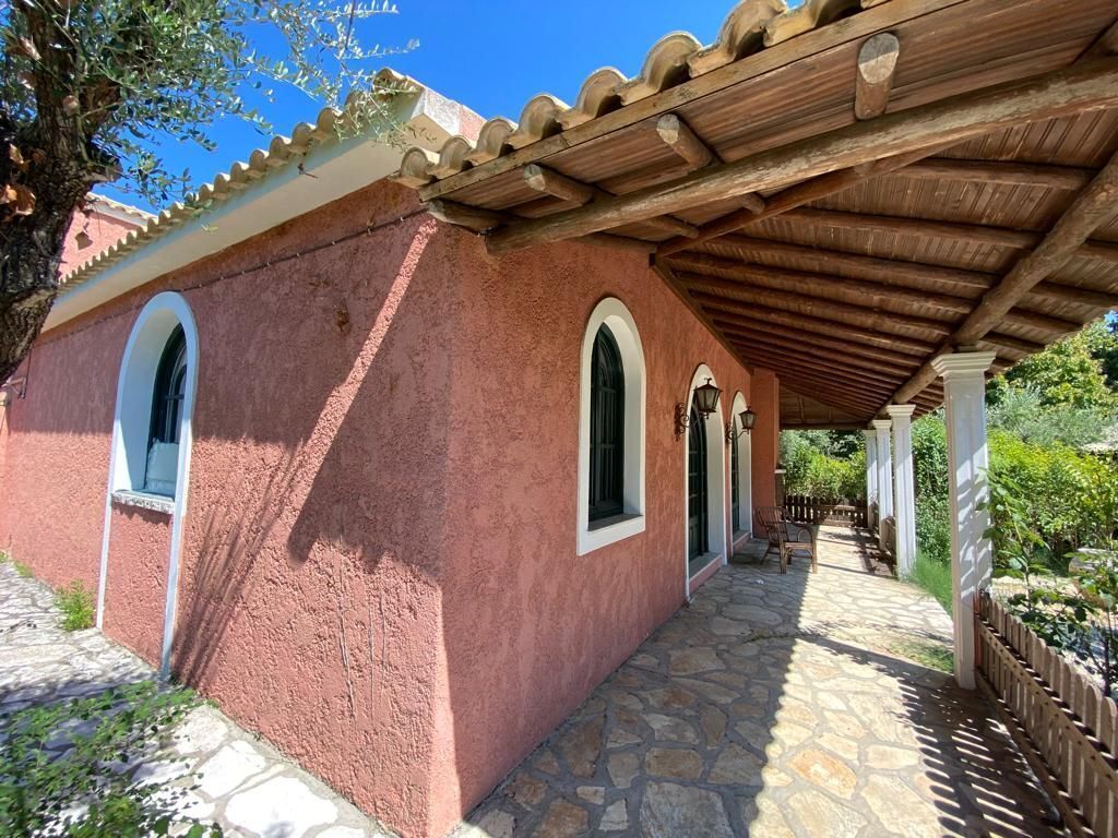 Property photo 3 of 19 Yoga Building