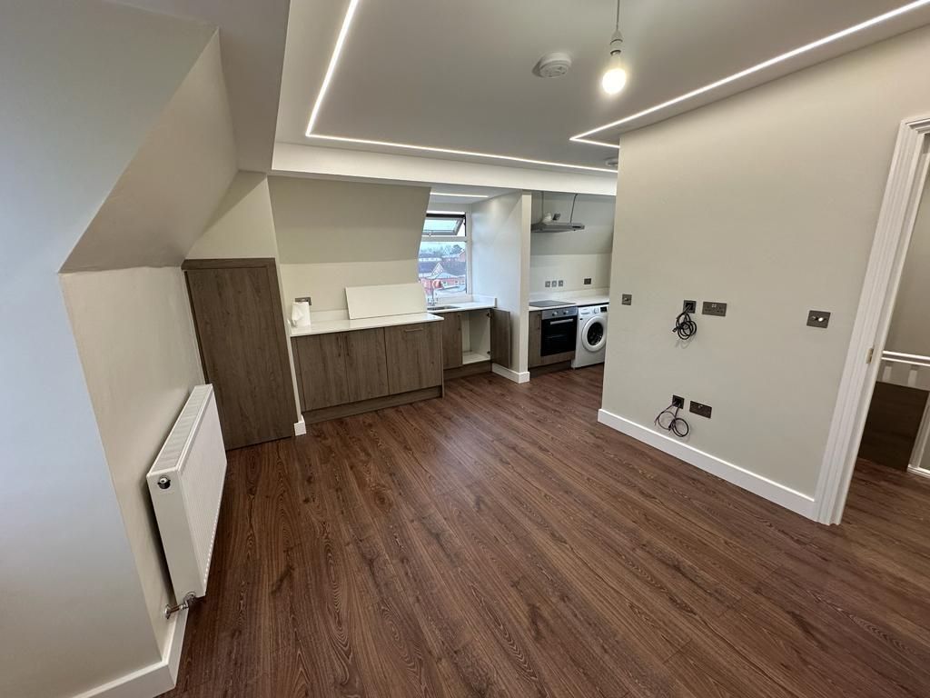 Property photo 1 of 9 Photo 8