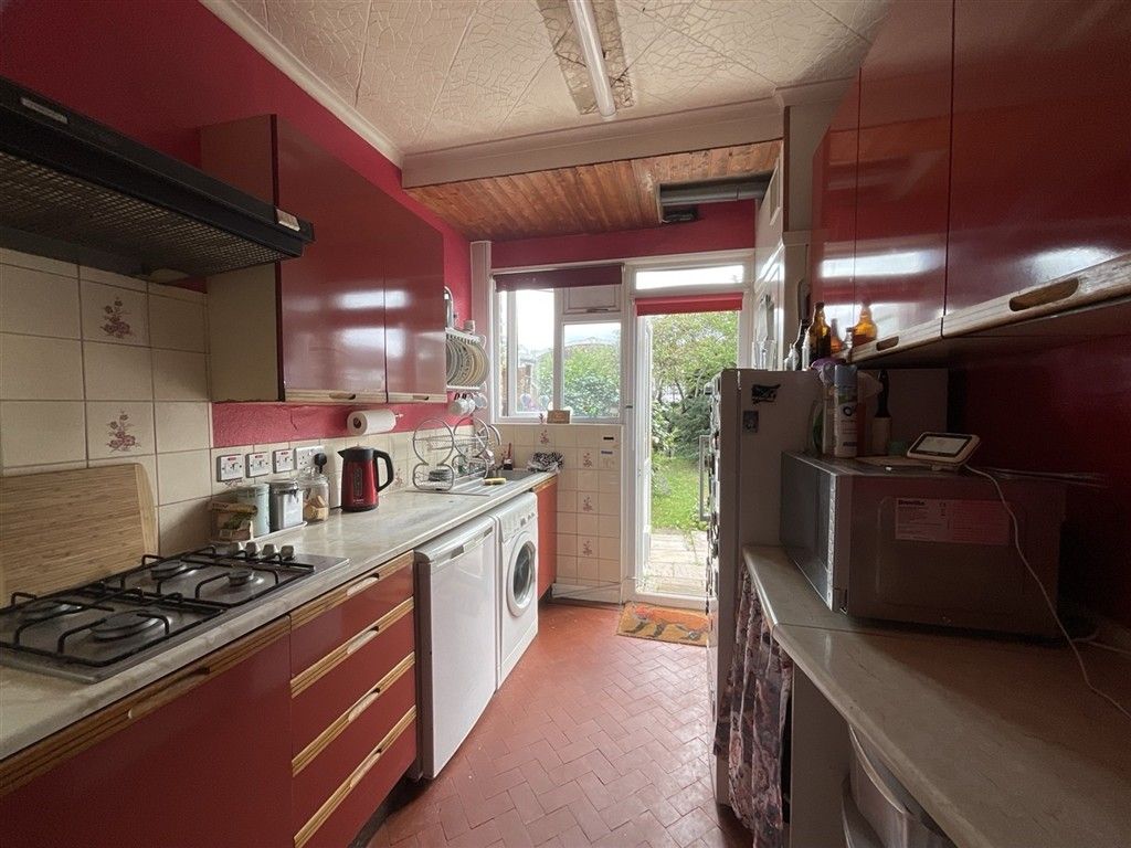Property photo 2 of 8 Kitchen B