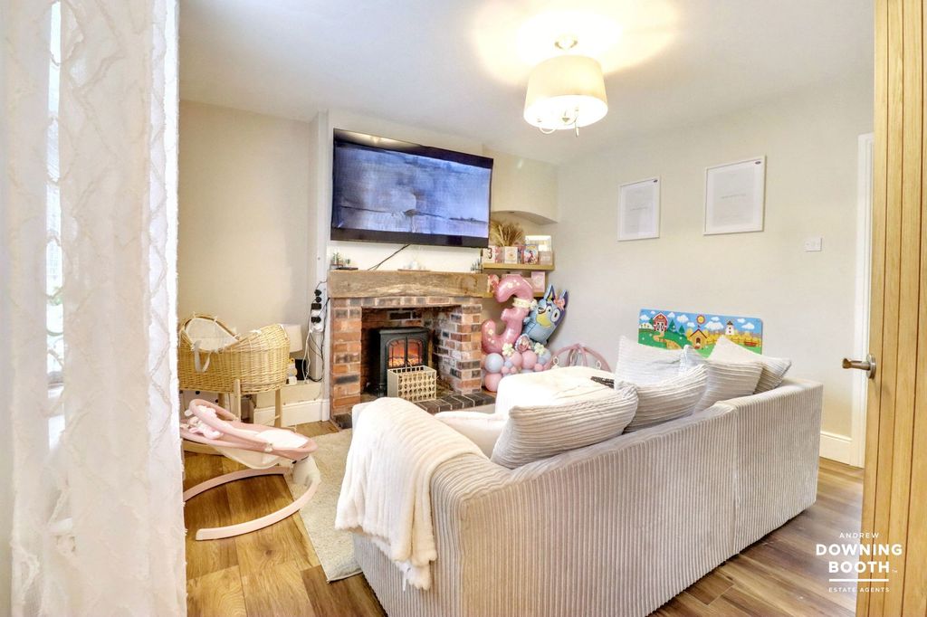 Property photo 3 of 21