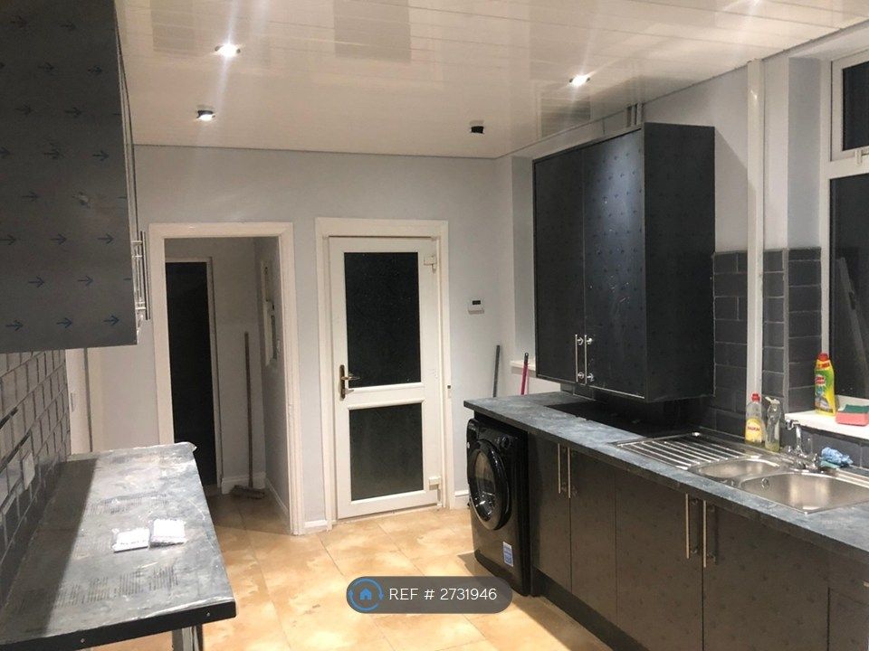 Property photo 3 of 4