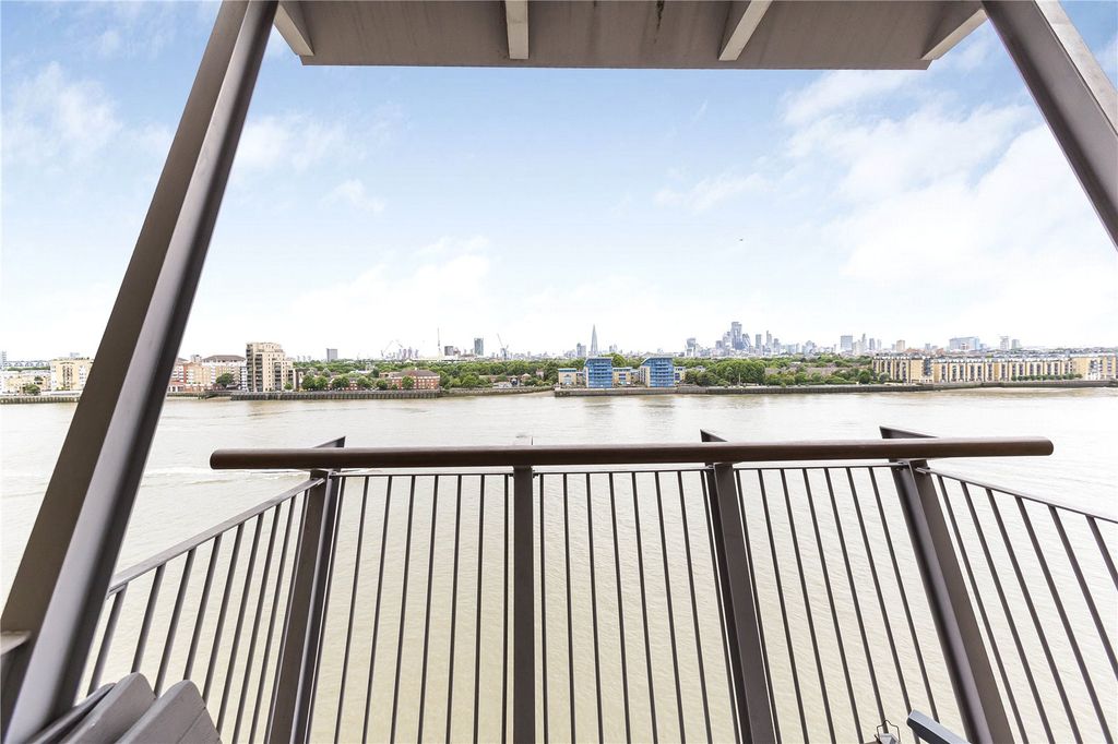 Property photo 2 of 15 Exterior