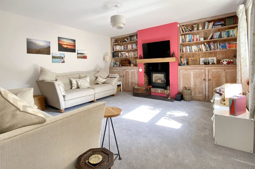 Property photo 2 of 27 2 - Picture No. 29