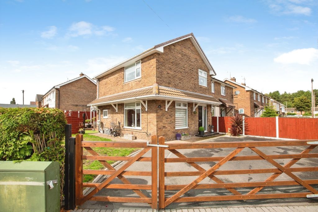 Property photo 1 of 17 Pbox-Img.Jpg
