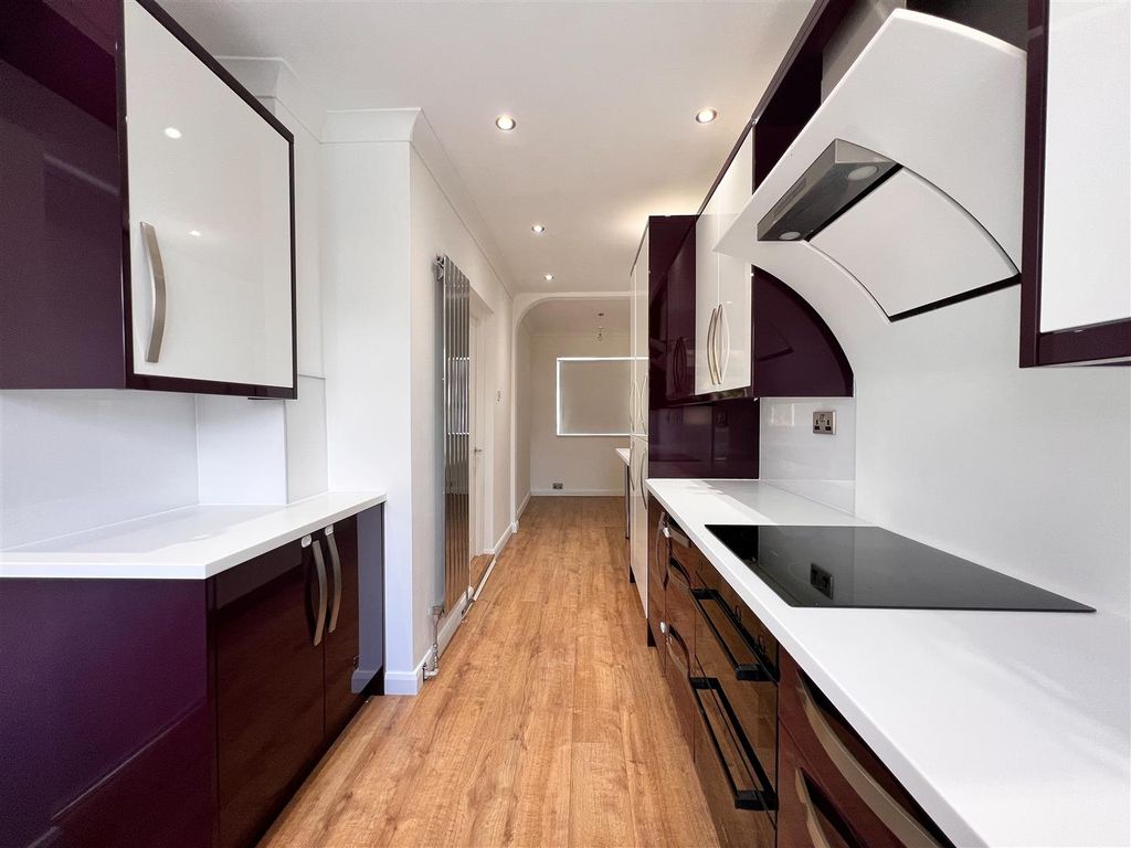 Property photo 1 of 18 Kitchen/Diner