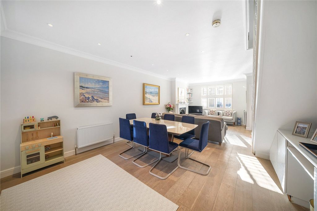 Property photo 3 of 21 Picture No. 19