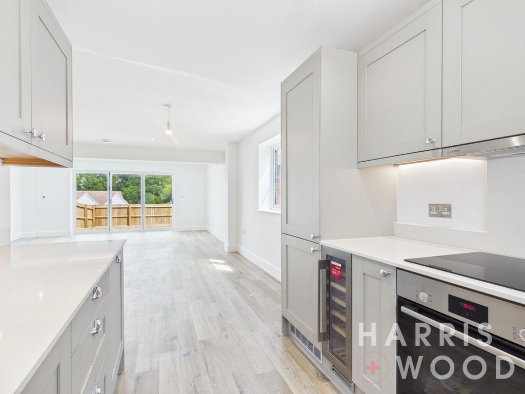 Property photo 2 of 26 5446812