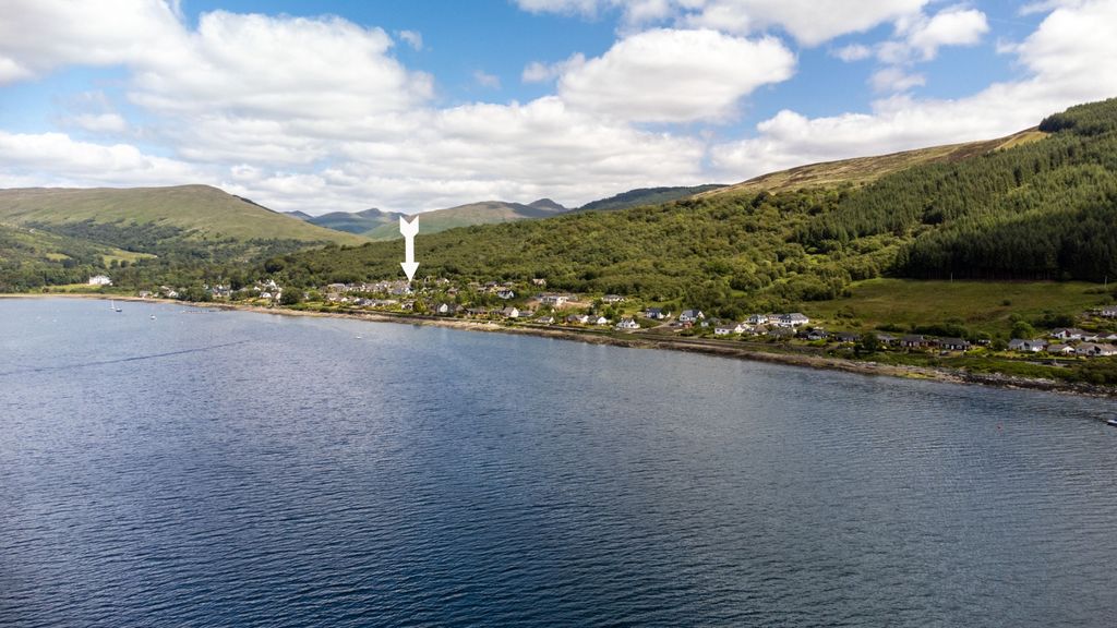 Property photo 3 of 34 4638284