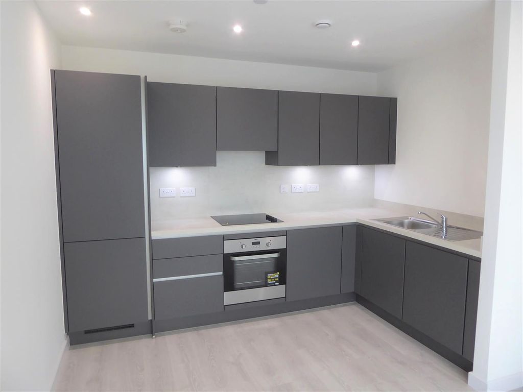 Property photo 3 of 6 P1190400.Jpg