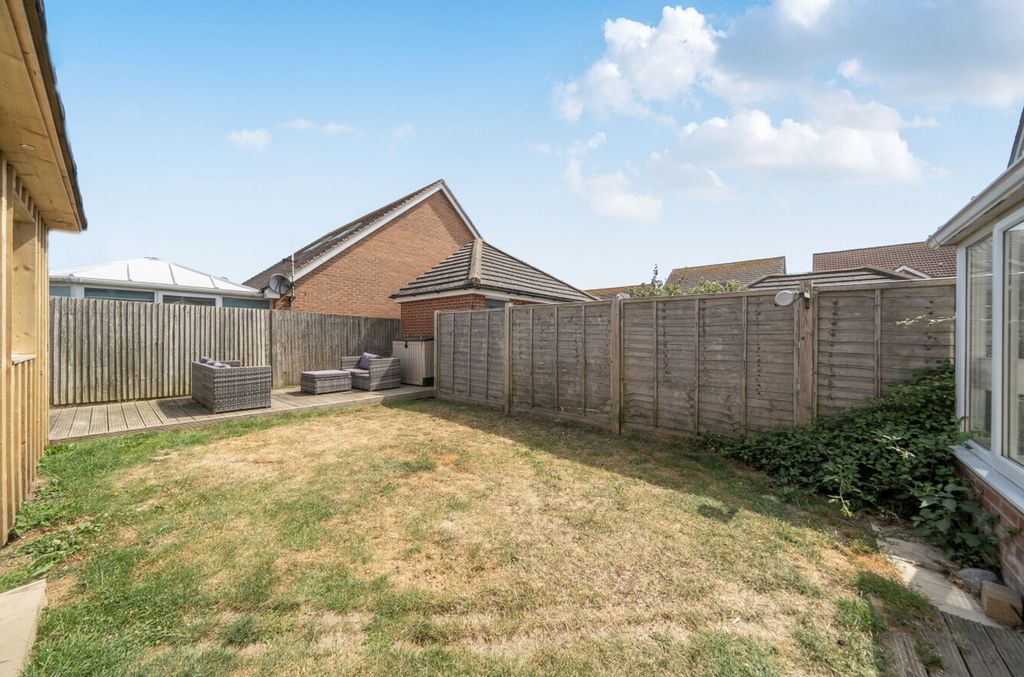 Property photo 2 of 22