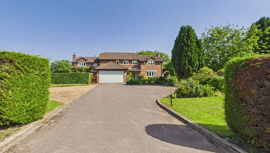 Property photo 1 of 42