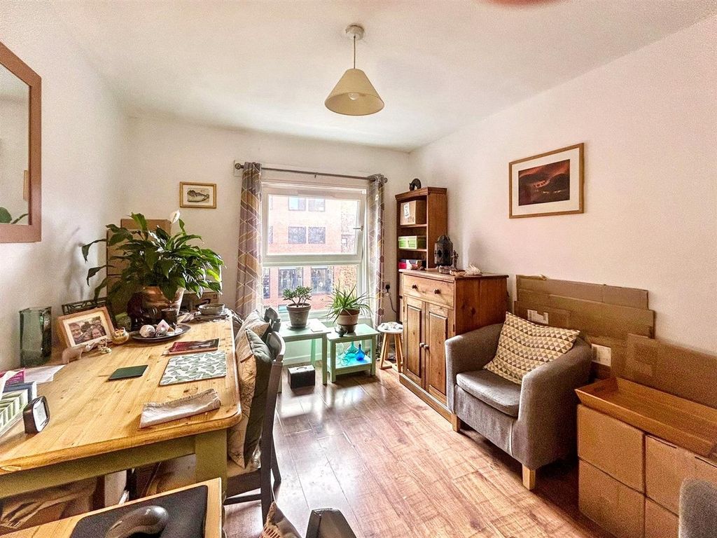 Property photo 1 of 7 F75E0dc182064F429B44c9B21F6B4109.Jpg