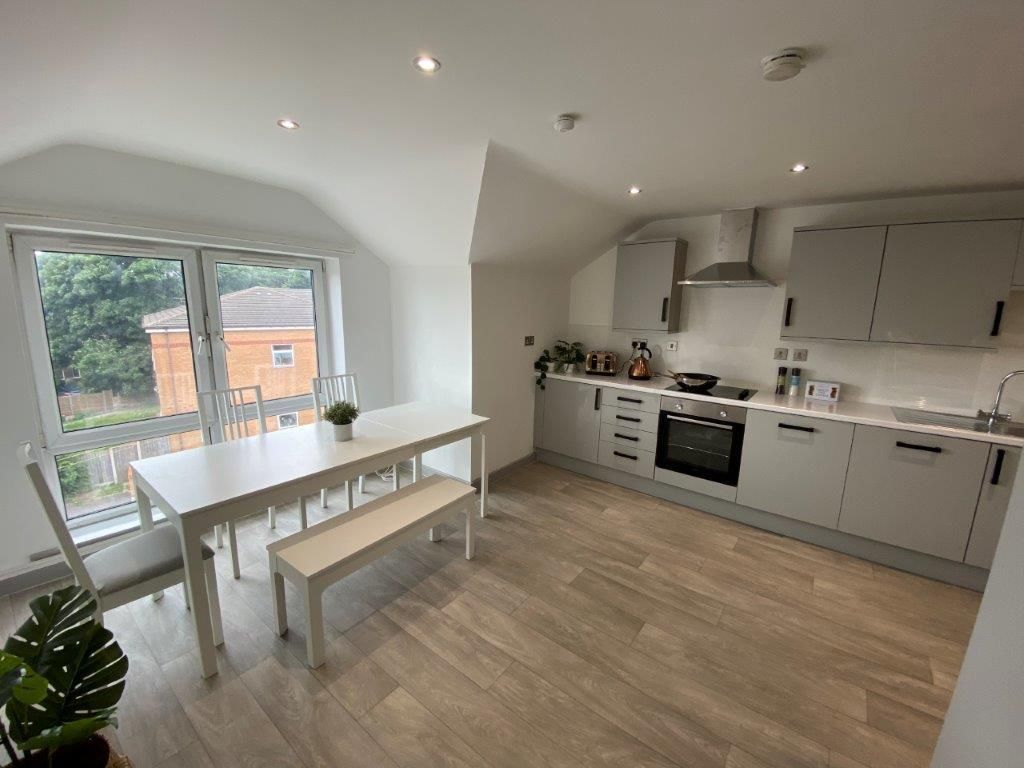 Property photo 3 of 22 (Main)