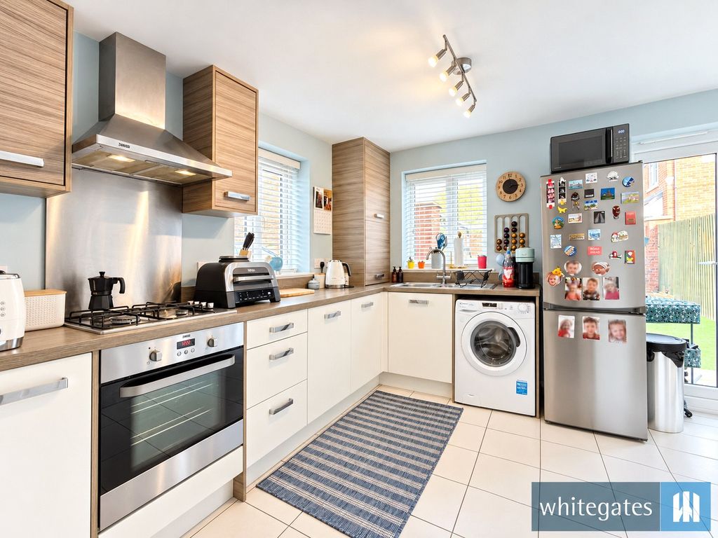 Property photo 2 of 18 Picture No. 09