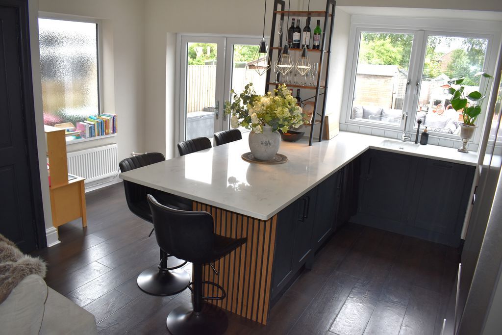 Property photo 2 of 16 Kitchen