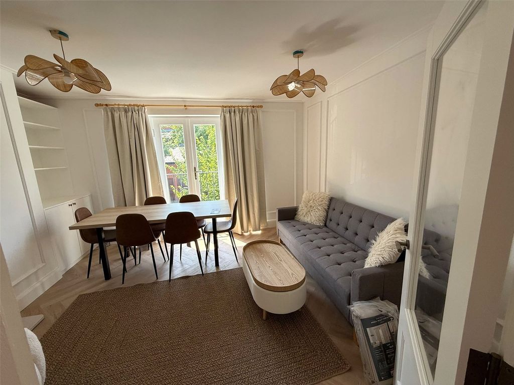 Property photo 1 of 10 Picture No. 11