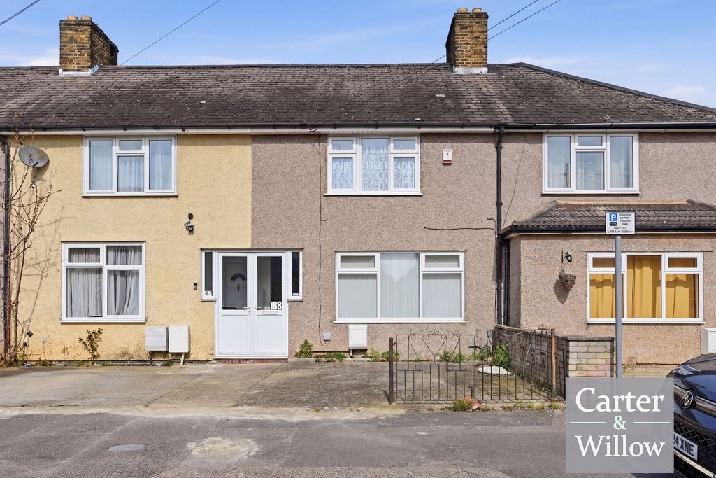 Property photo 1 of 18