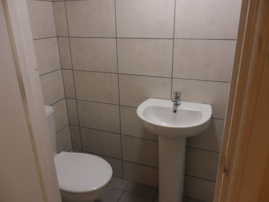 Property photo 3 of 5