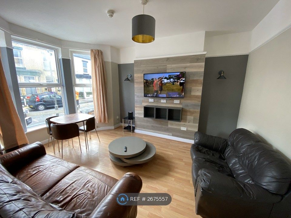 Property photo 3 of 22