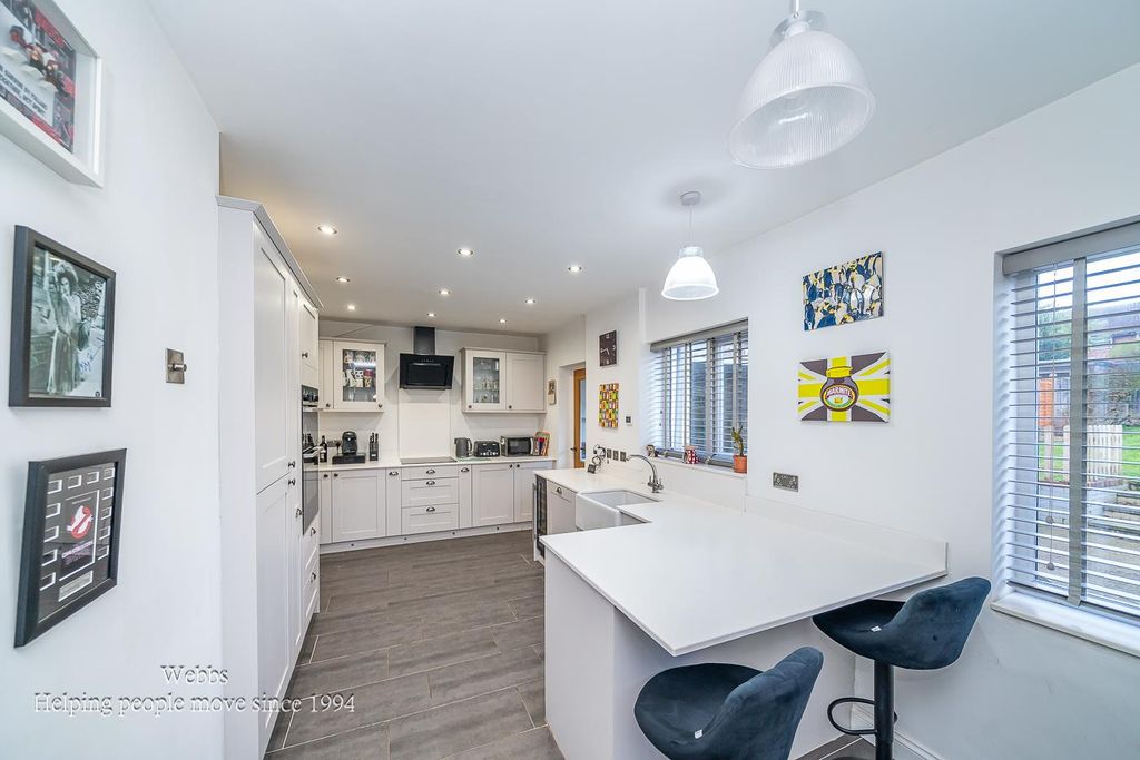 Property photo 3 of 35 Webbs-6.Jpg