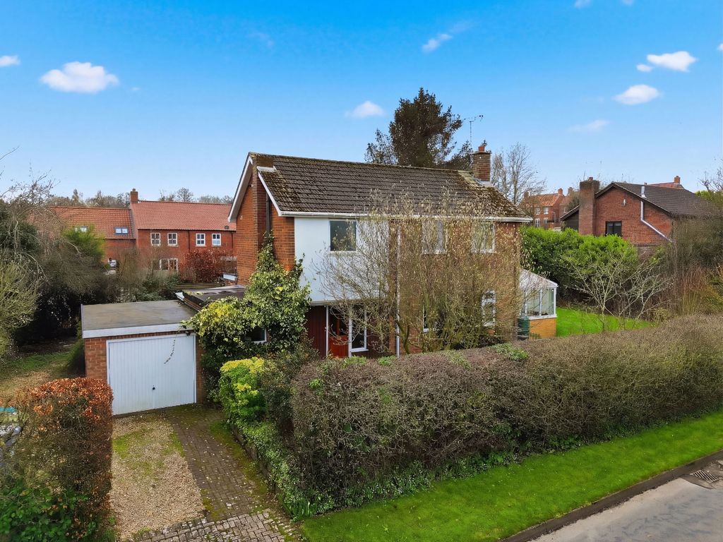 Property photo 1 of 23