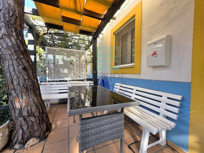 Property photo 2 of 31