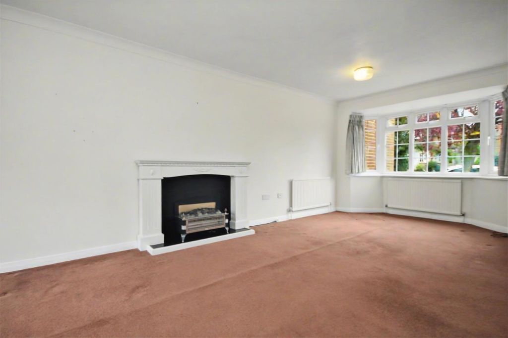 Property photo 2 of 9 6Yls6Kybdea6l_L-78Ljig.Jpg