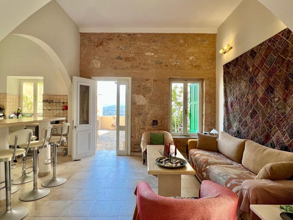 Property photo 3 of 55