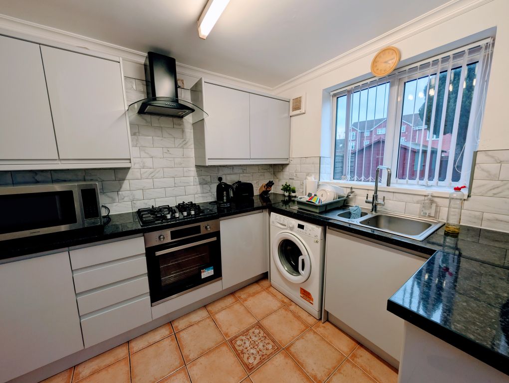 Property photo 2 of 14