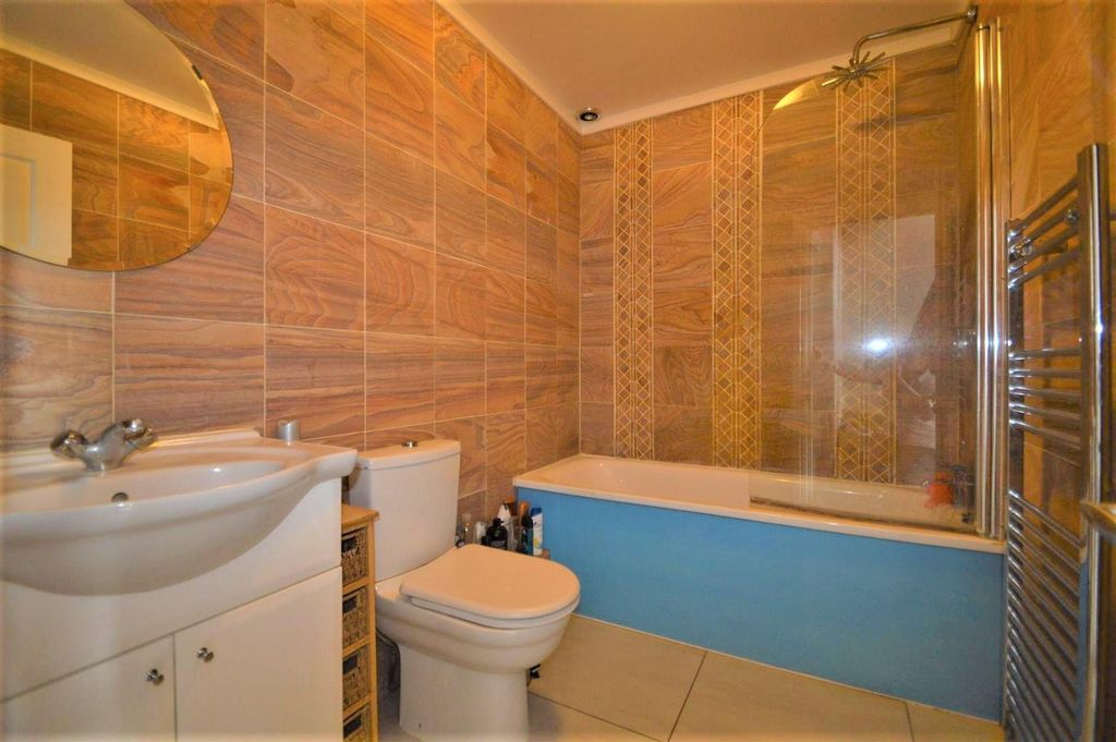 Property photo 3 of 3 Bathroom