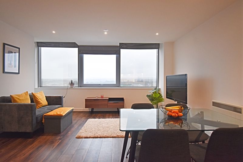 Property photo 2 of 8 Photo 8