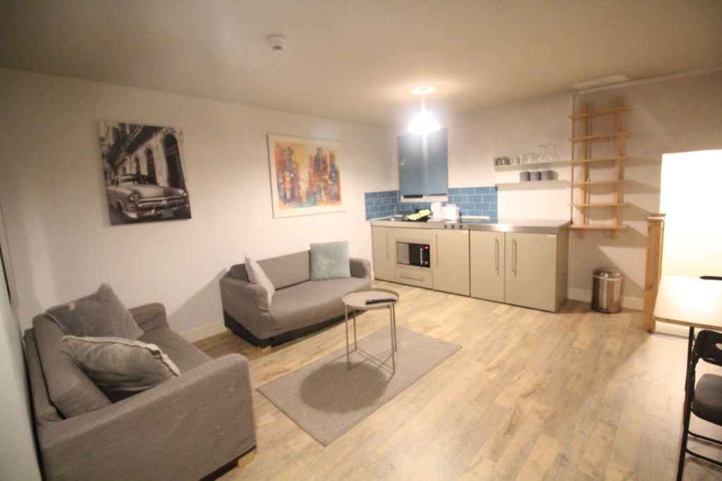 Property photo 3 of 6 Img_8905.Jpg