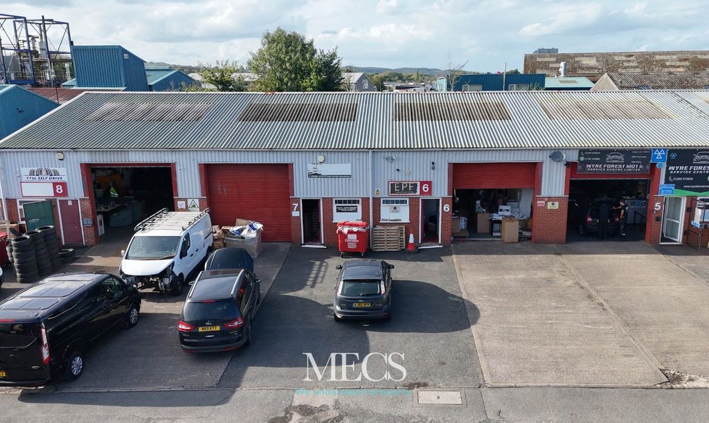 Property photo 1 of 26 5693432