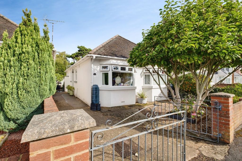 Property photo 1 of 20
