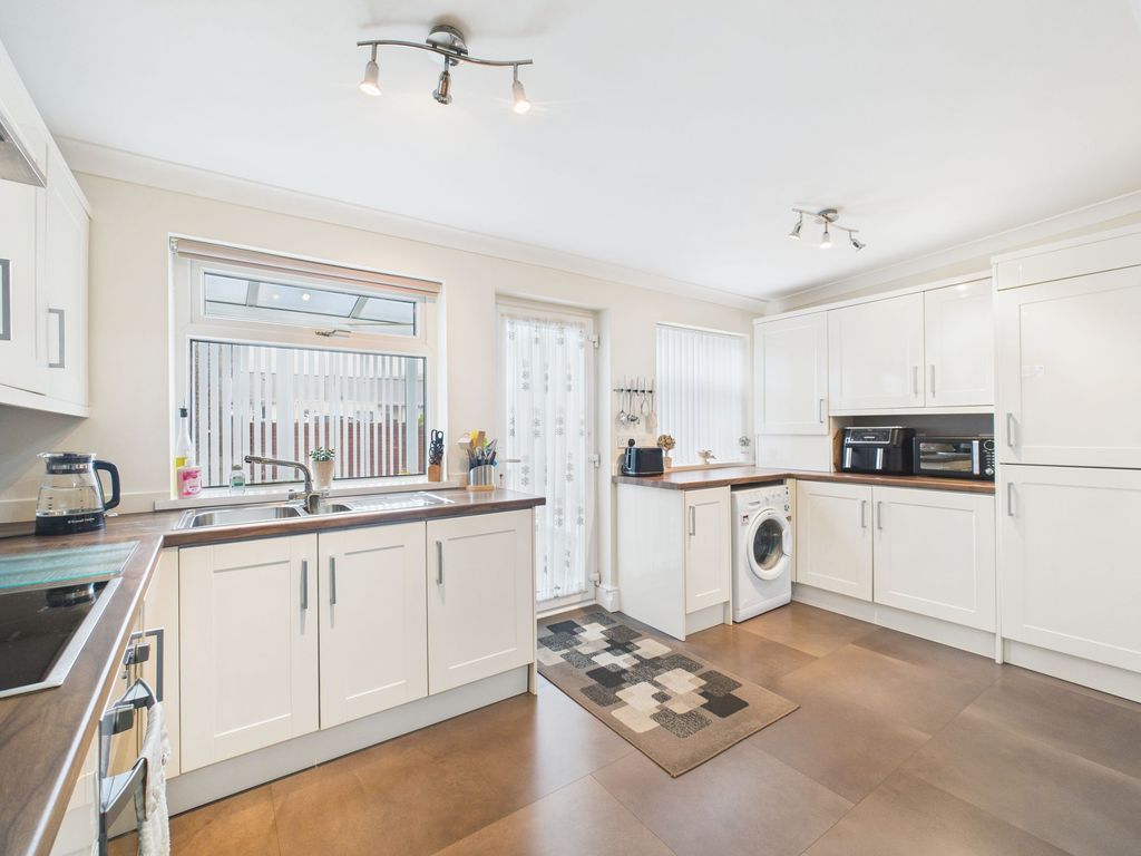 Property photo 3 of 26